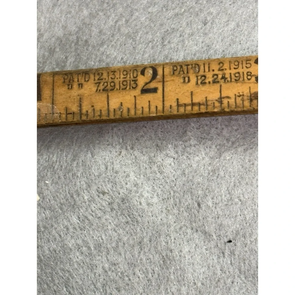 ANTIQUE INTERLOX SLIDING CALIPER RULE‎ 72